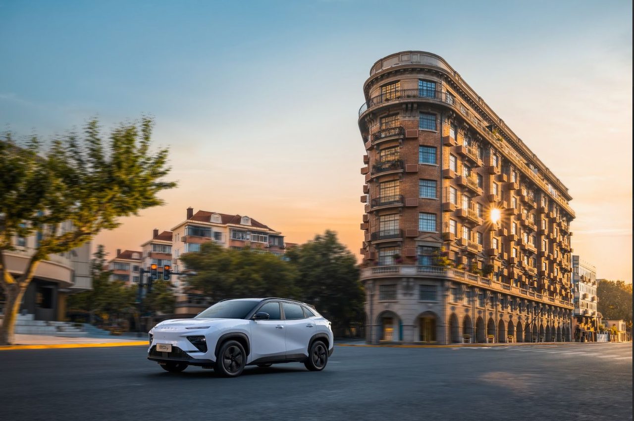 CHERY EQ7 — vista 2