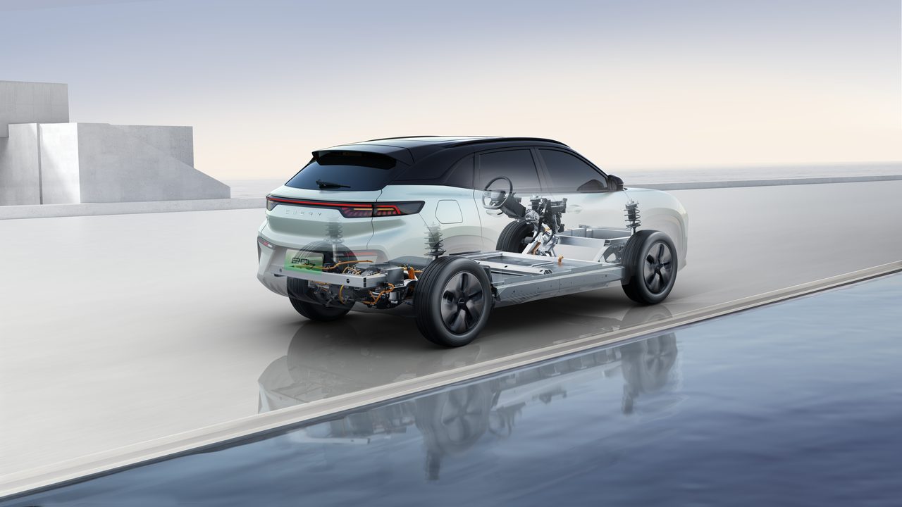 CHERY EQ7 — vista 4