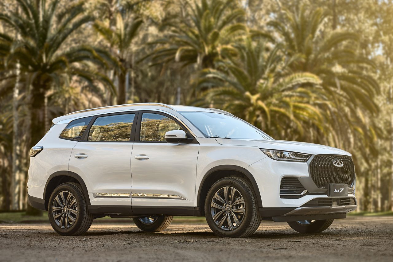 CHERY M7 — vista 8